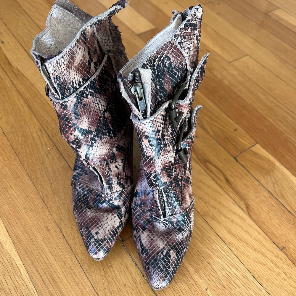 Freebird reptile print boots with buckle